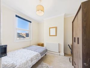 Bedroom- click for photo gallery